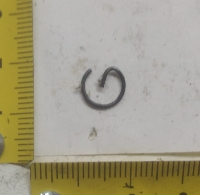Стопорное кольцо поршневого пальца D=9мм